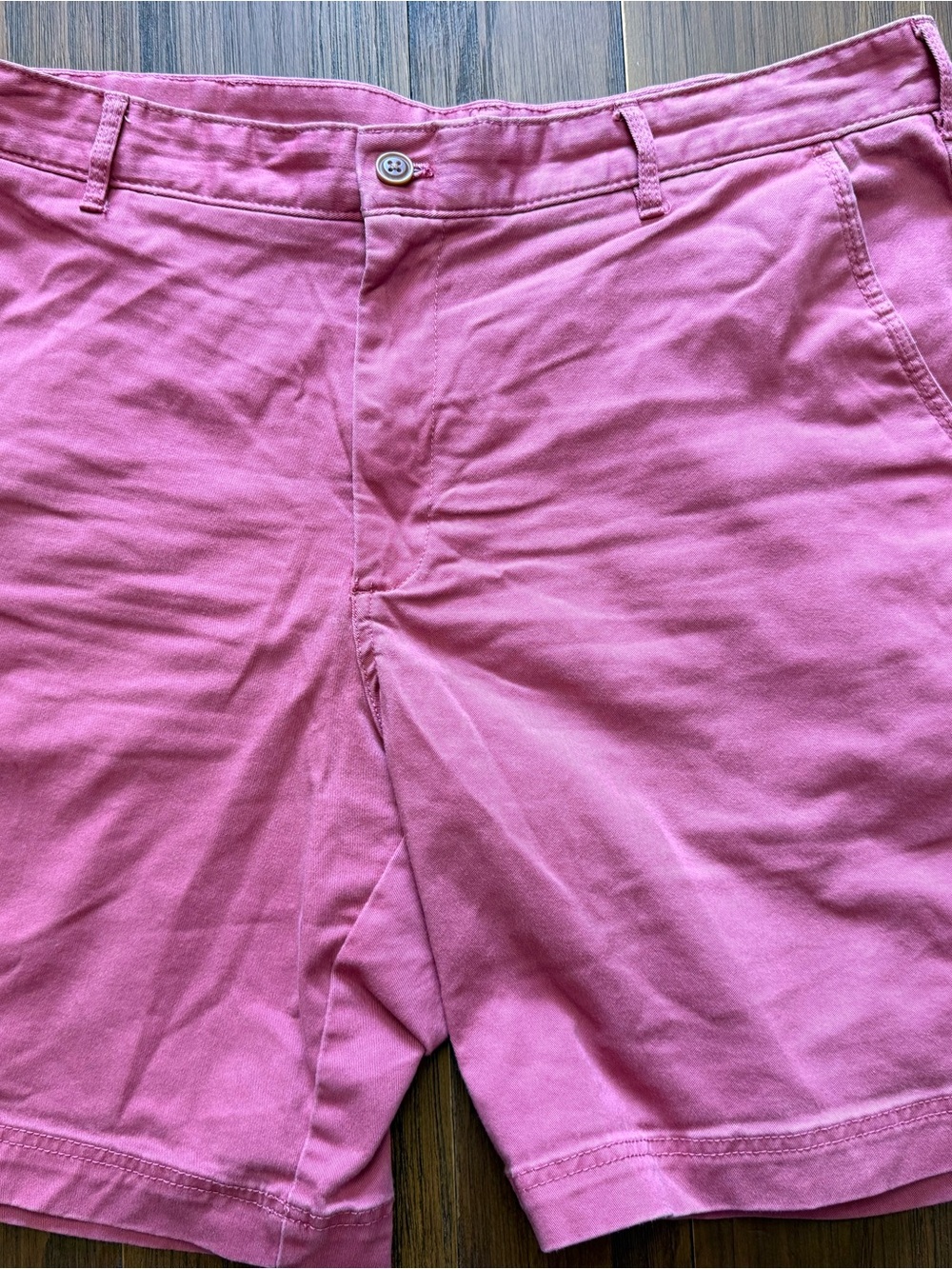 Izod Men's Pink Flat Front Shorts 9.5” inseam
